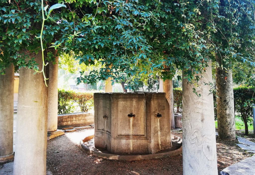 A Fountain for Ritual Bathing before Prayer, added when the Thessaloniki Rotunda became a Mosque